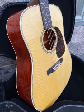 MARTIN D CUSTOM SHOP  