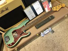 FENDER 1961 PRECISION BASS RELIC