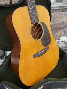 MARTIN D-18 1937 Authentic Aged 