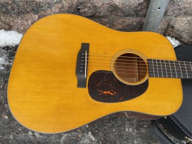 MARTIN D-18 1937 Authentic Aged 