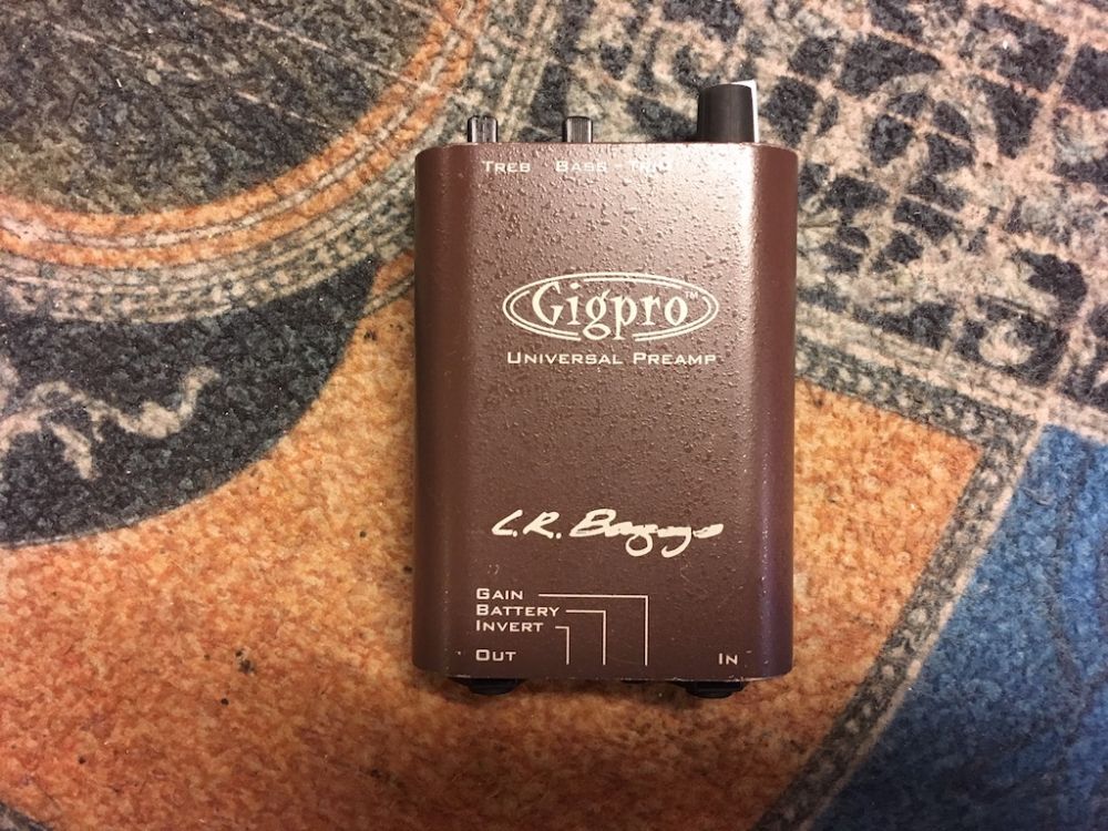 LR BAGGS GIGPRO UNIVERSAL PREAMP Kitarapaja