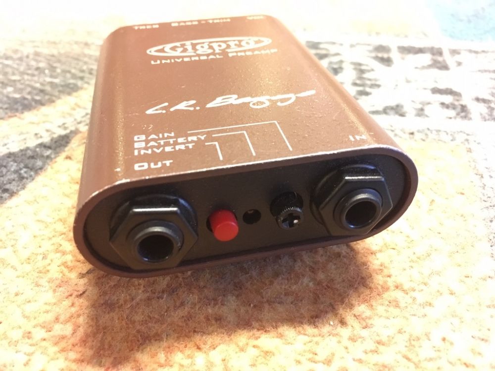 LR BAGGS GIGPRO UNIVERSAL PREAMP Kitarapaja