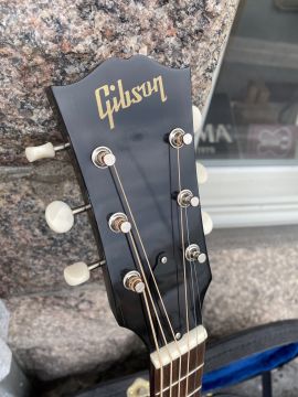 GIBSON ARLO GUTHRIE LG-2 3/4 2012  