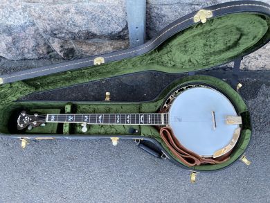 DEERING TERRY BAUCOM MODEL BANJO  2022