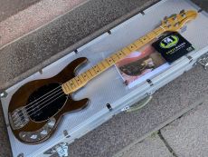 MUSIC MAN STINGRAY 1977