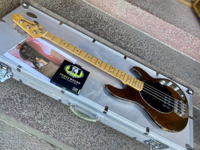 MUSIC MAN STINGRAY 1977