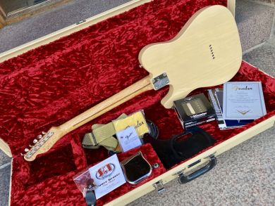FENDER JOHN CRUZ MASTERBUILT 1951 NOCASTER NOS 2006