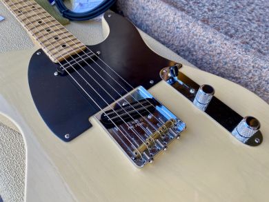 FENDER JOHN CRUZ MASTERBUILT 1951 NOCASTER NOS 2006