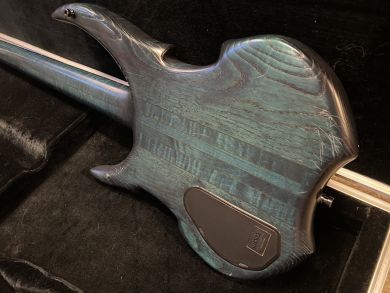 WARWICK VAMPYRE LTD 5-STRING 2006