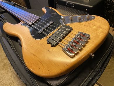 SANDBERG CALIFORNIA 5-STG FRETLESS