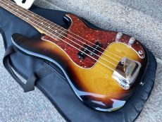 FENDER STANDARD PRECISION BASS 2014