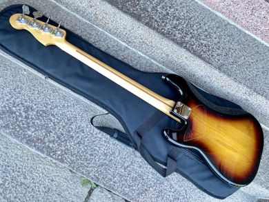 FENDER STANDARD PRECISION BASS 2014