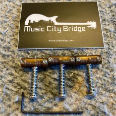 MUSIC CITY BRIDGE GROOVE MASTER SADDLES, Aged Brass Oulu