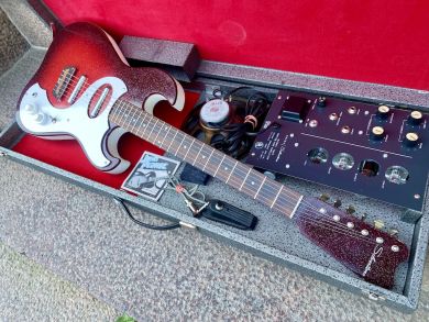 SILVERTONE MODEL 1457 AMP-IN-A-CASE SET 1966