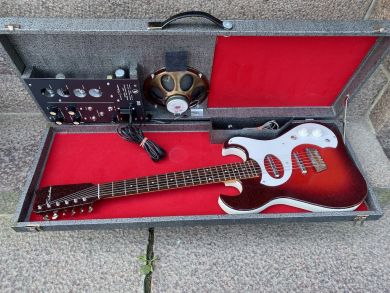 SILVERTONE MODEL 1457 AMP-IN-A-CASE SET 1966