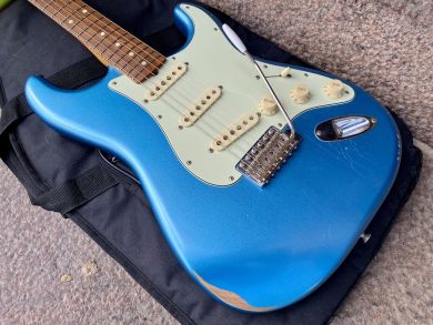 FENDER ROAD WORN 60´S STRATOCASTER 2021