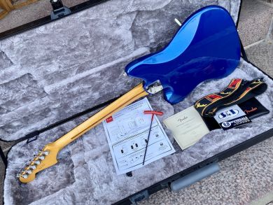 FENDER AMERICAN ULTRA JAZZMASTER 2019