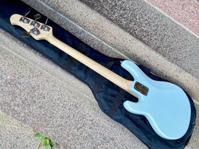 STERLING STINGRAY SHORT SCALE