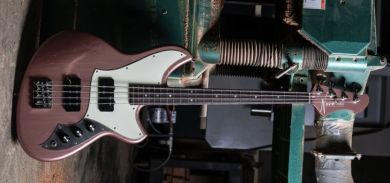 NOVO IVORUS BASS, Burgundy Mist