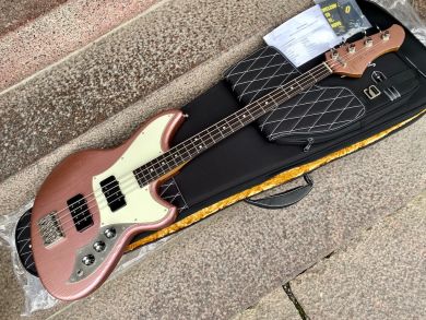 NOVO IVORUS BASS, Burgundy Mist