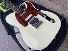 FENDER DELUXE NASHVILLE TELECASTER 2004