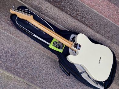 FENDER DELUXE NASHVILLE TELECASTER 2004