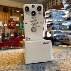 BJFE ARCTIC WHITE FUZZ