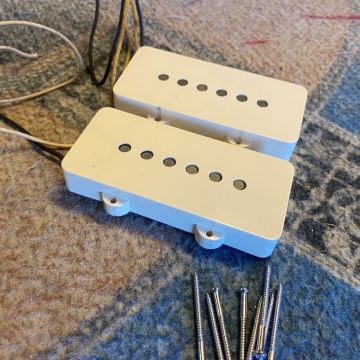SEYMOUR DUNCAN ANTIQUITY II JAZZMASTER SET