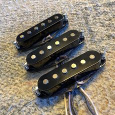 SEYMOUR DUNCAN ANTIQUITY TEXAS HOT STRAT SET