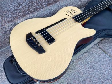 GODIN A4 ULTRA FRETLESS