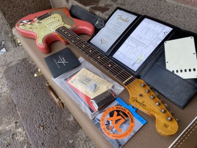 FENDER JOHN CRUZ MASTERBUILT 1961 STRATOCASTER RELIC 2020