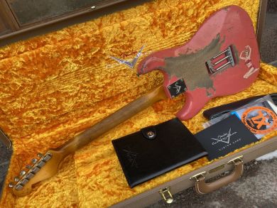 FENDER JOHN CRUZ MASTERBUILT 1961 STRATOCASTER RELIC 2020