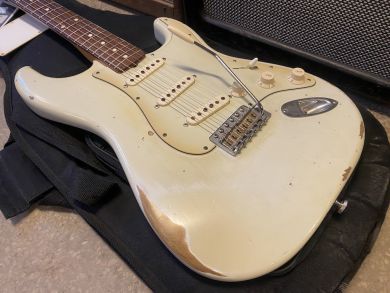 FENDER ROAD WORN 60´S STRATOCASTER 2010