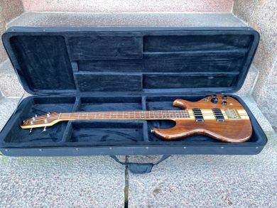 ARIA PRO II SB-900 1980