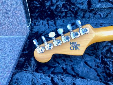 FENDER Nile Rodgers Hitmaker Stratocaster