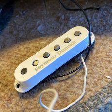 SEYMOUR DUNCAN STRAT SLL-5 STAGGERED