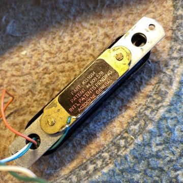 FENDER STRAT RED LACE SENSOR