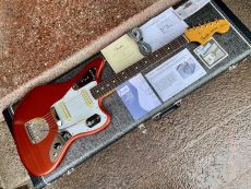 FENDER JOHNNY MARR JAGUAR 2024