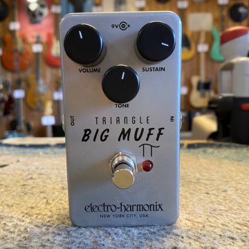 ELECTRO-HARMONIX TRIANGLE BIG MUFF