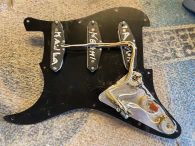 PREWIRED STRATOCASTER PICKGUARD