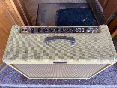 FENDER BLUES DEVILLE 2X12 1995 