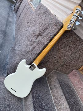 SQUIER CLASSIC VIBE '60S MUSTANG BASS 2021