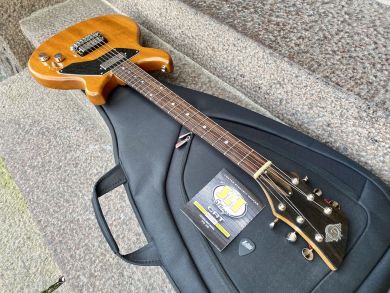 KITARAVERSTAS LASSI NURMI MAHOGANY SPECIAL