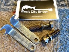 MUSIC CITY BRIDGE MCB LOCKING STUDS, AGED