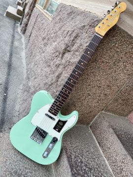 FENDER AMERICAN VINTAGE II 1963 TELECASTER, Surf Green