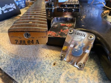 FENDER JAZZ BASS 1964