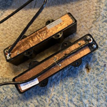 SEYMOUR DUNCAN HOT STACK JAZZ BASS SET 2007