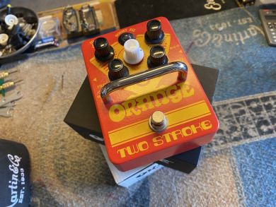 ORANGE TWO STROKE BOOST EQ 