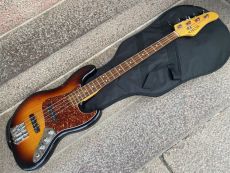 SCHECTER USA TRADITIONAL JAZZ BASS 2004