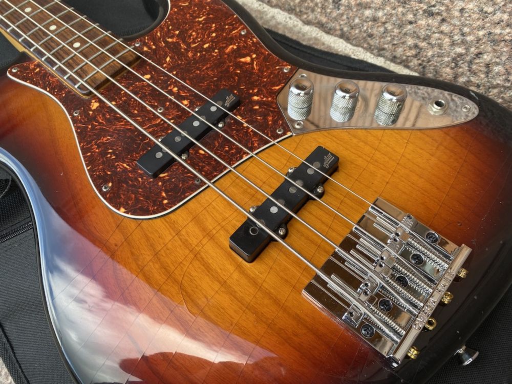 Schecter on sale jazz guitar